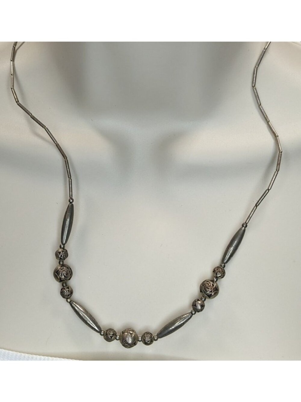 Vintage Sterling Liquid Silver Necklace Rose Beads Romantic Floral